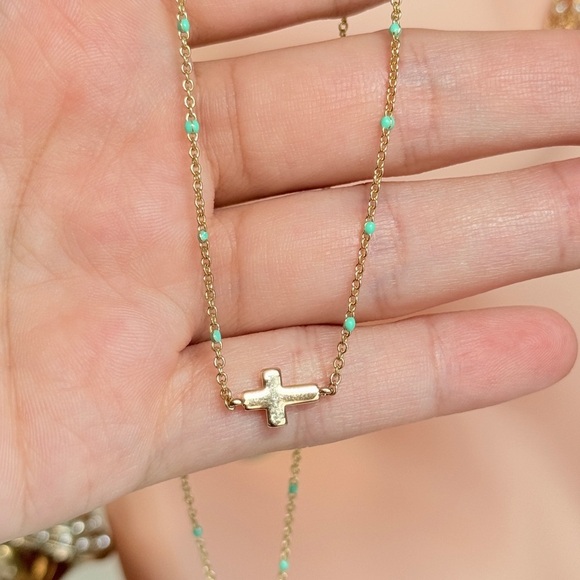 ⚜️ Gold and Turquoise Beaded Necklace - Picture 7 of 7